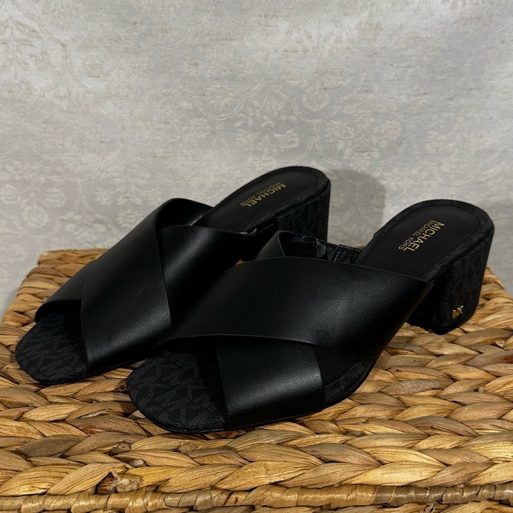 Michael Kors Crisscross Slide Sandal Black Logo Heel Size 6.5 - Picture 2 of 9